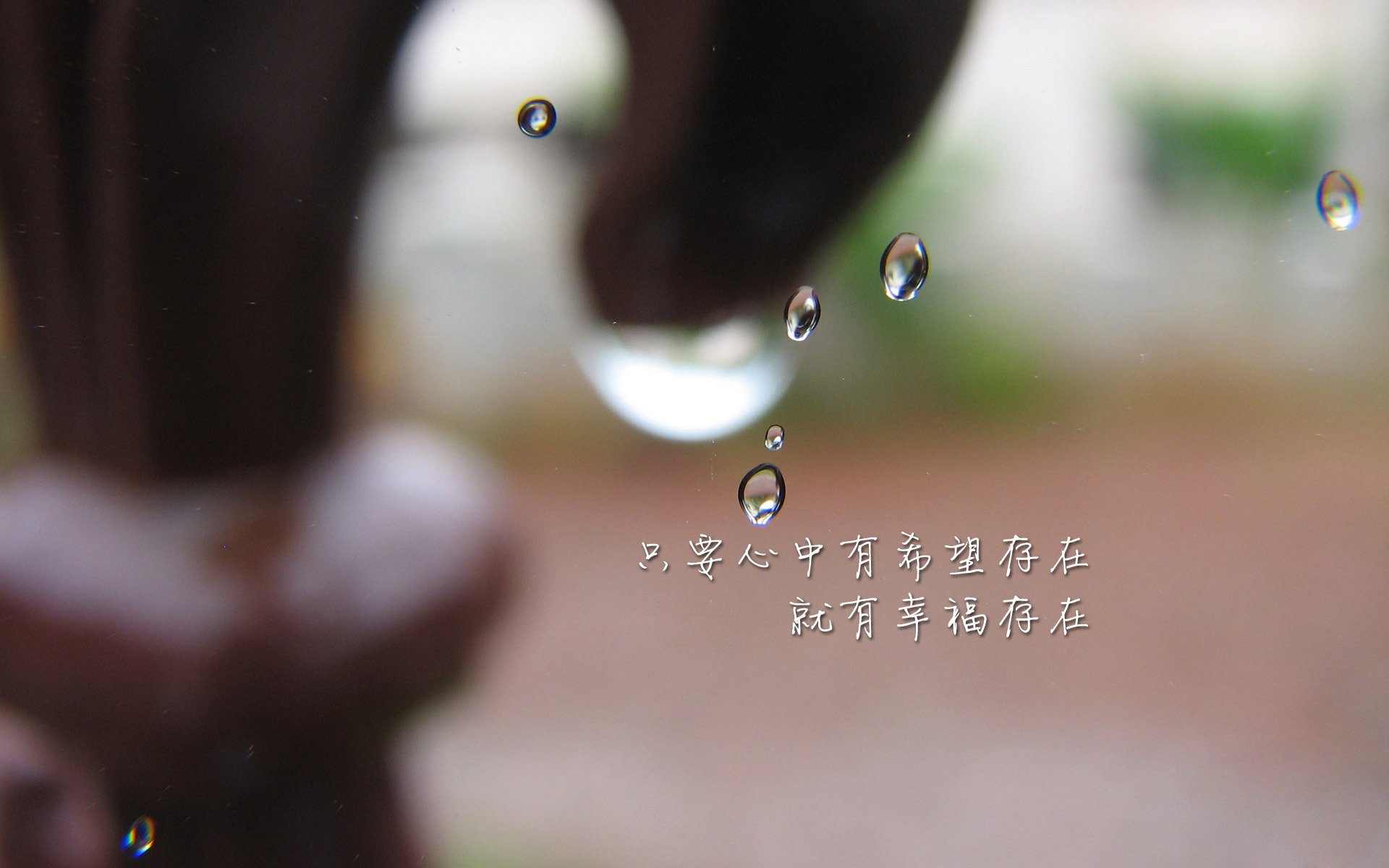 是否应提供心理健康危机热线服务，是否应提供心理健康危机热线服务呢
