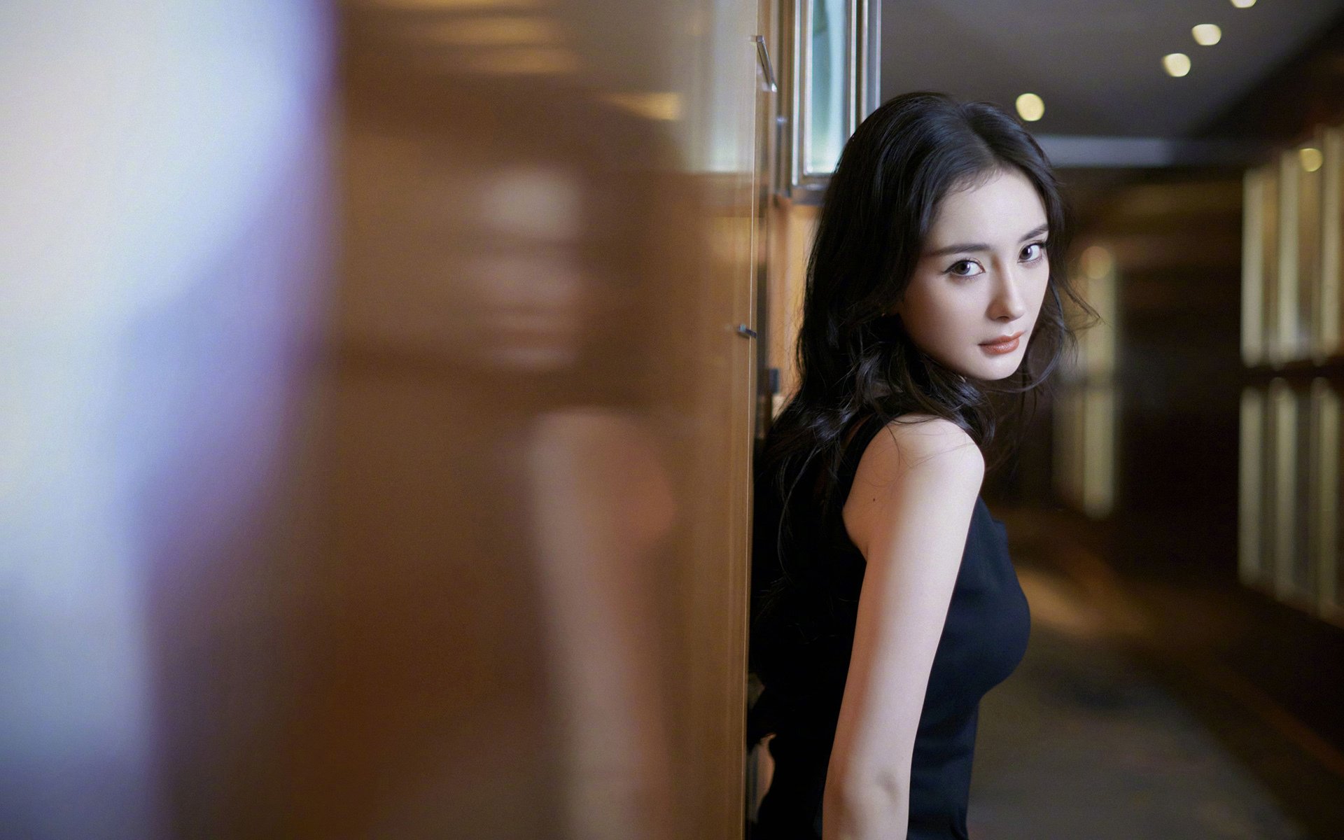 里根·史密斯领跑赛道摘金成功，里瑟 史密斯